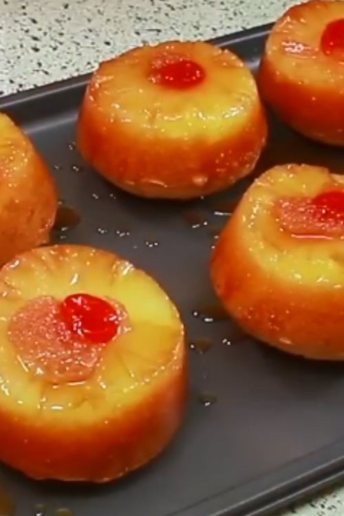 mini pineapple upside down cakes recipe 03