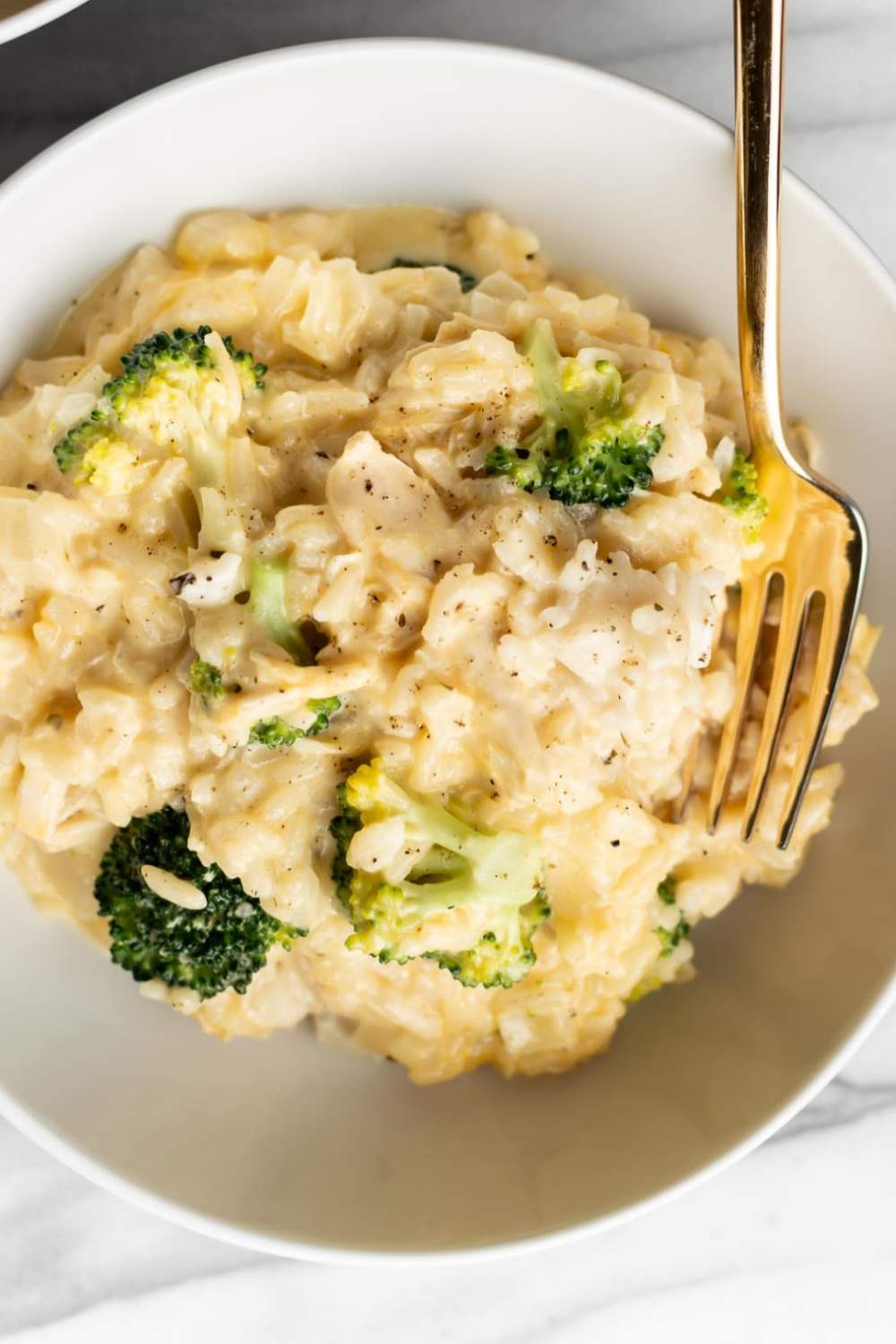 single pan cheesy chicken broccoli rice