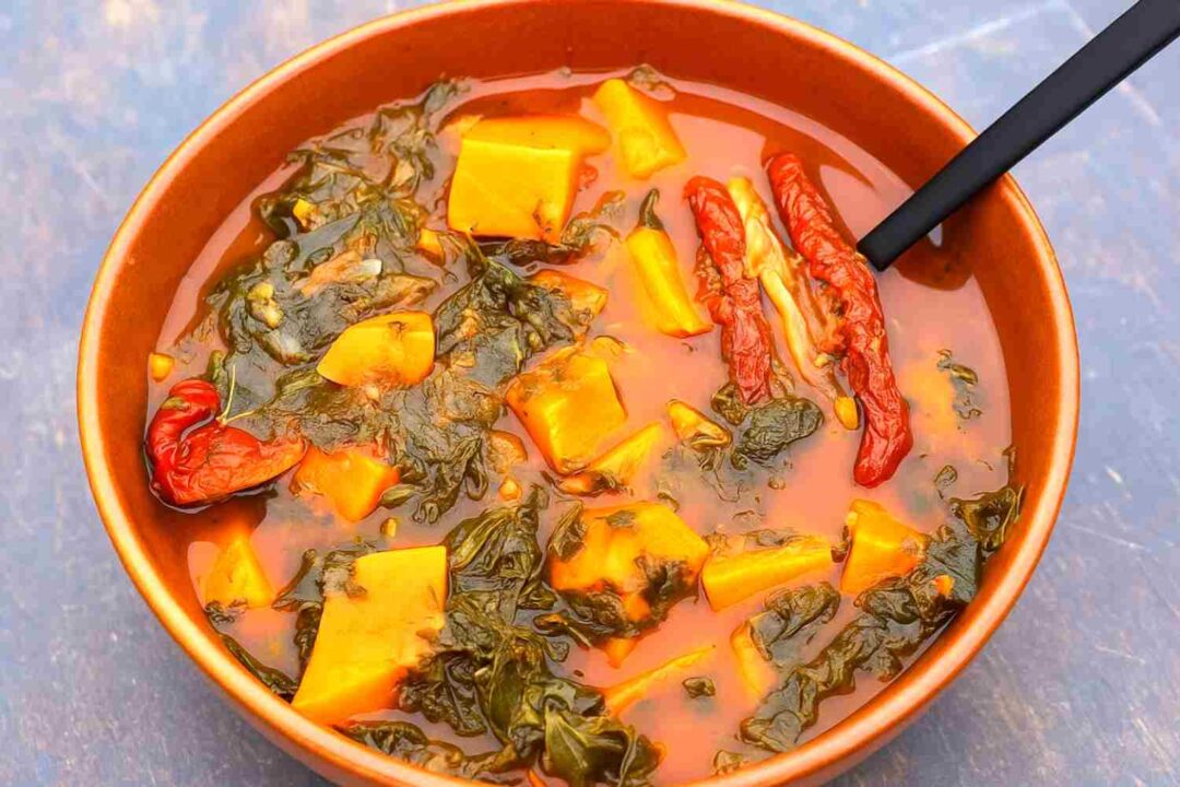 vegan kale soup recipe with sweet potatoes and dried tomatoes 04